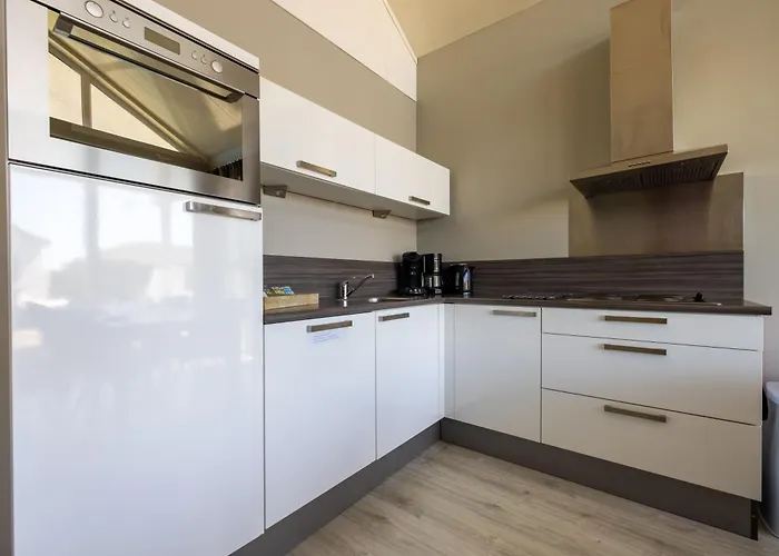 בקתה Wilgenroos 6p - Lijsterlaan 198 Wervershoof